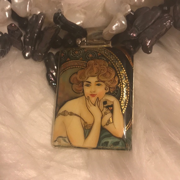 Cool Necklace and Earrings - Picture 2 of 4